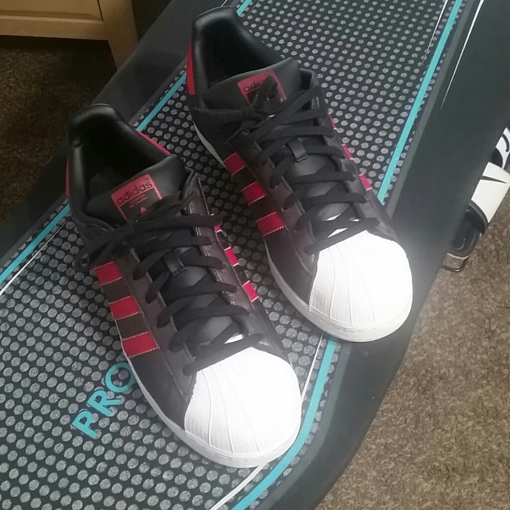 Adidas superstar premium